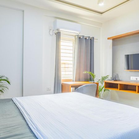 Housr Hsr 1 Studio Apartment Near Manipal Hospital Bangalore Buitenkant foto